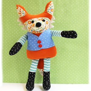 Flannigan Fox Soft Toy Sewing Pattern by Jennifer Jangles